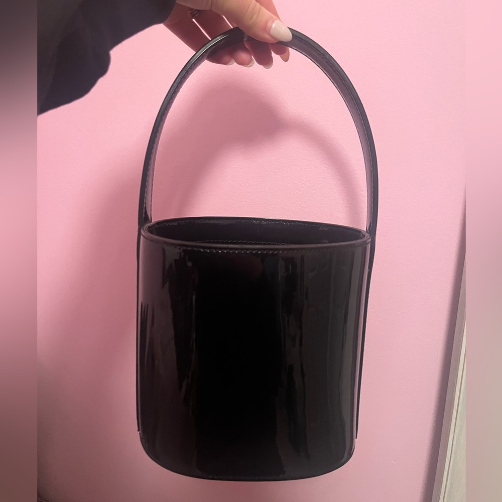 Staud black Bisset patent leather bucket bag - Picture 4 of 7